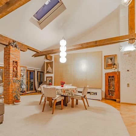 Unique Luxury Loft With Terrace In Old Town Apartment ปราก ภายนอก รูปภาพ