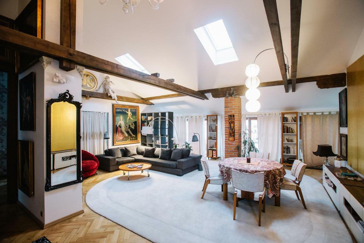 Unique Luxury Loft With Terrace In Old Town Apartment ปราก ภายนอก รูปภาพ