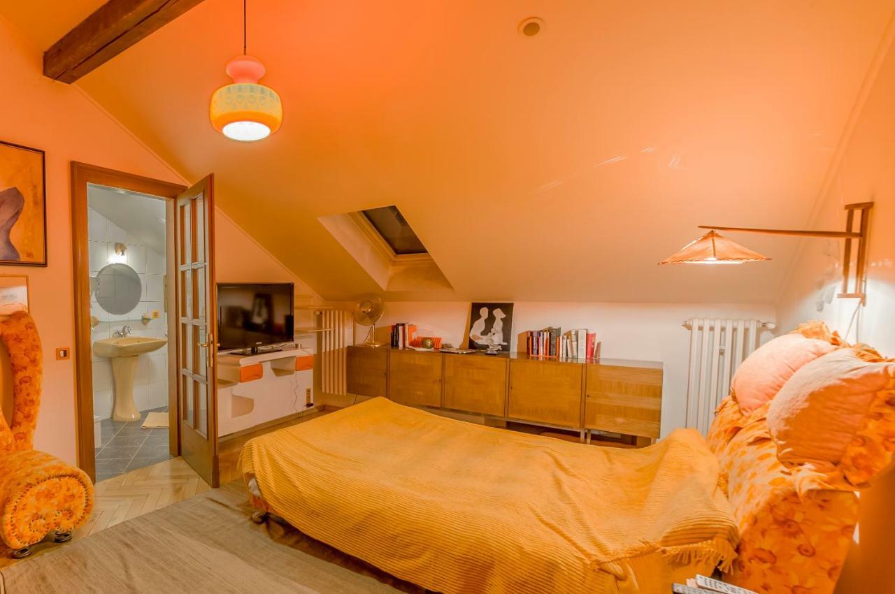 Unique Luxury Loft With Terrace In Old Town Apartment ปราก ภายนอก รูปภาพ